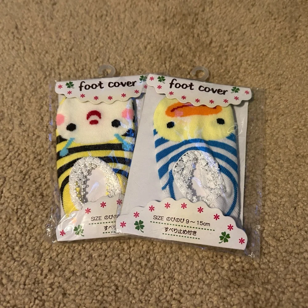 Bundle - baby socks & mittens